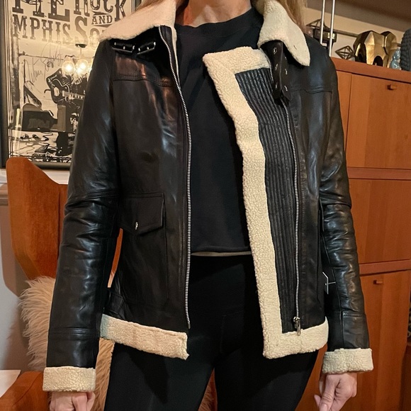 Leather aviator jacket with faux shearling - Picture 10 of 13